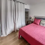 3 Bedroom Cozy Home In Vertou Dom wakacyjny *