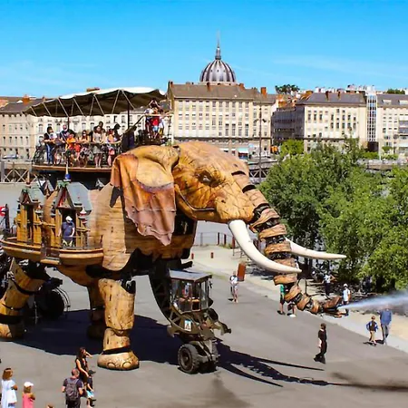 3 Bedroom Beautiful In Tatil Evi *