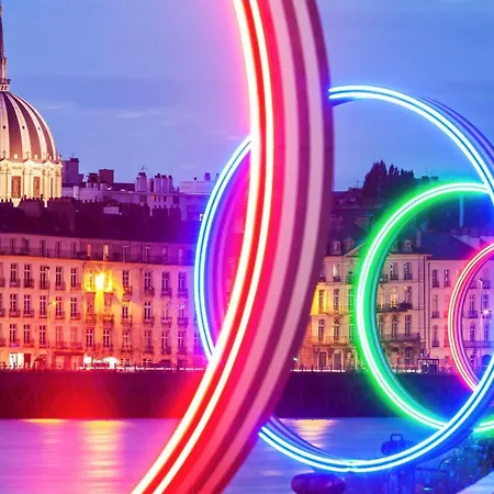 3 Bedroom Beautiful In * Vertou