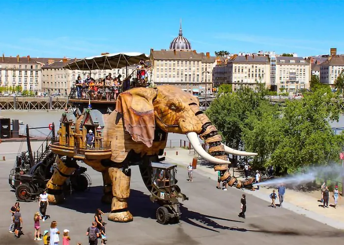 3 Bedroom Beautiful In Casa de Férias *